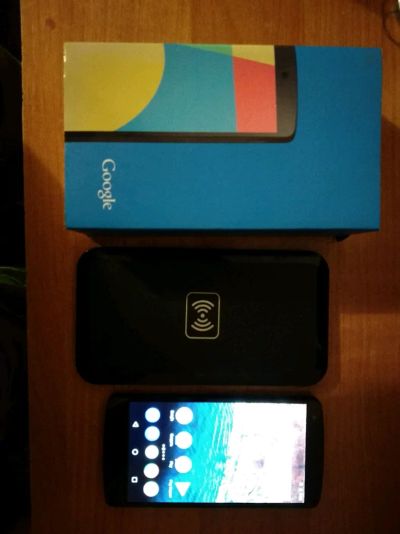 Лот: 11092748. Фото: 1. Google nexus 5. Смартфоны