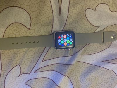 Лот: 16621150. Фото: 1. Apple Watch 3 38mm. Смарт-часы, фитнес-браслеты, аксессуары