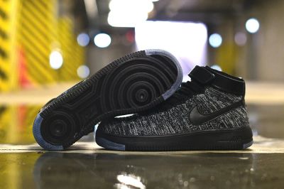 Лот: 10218335. Фото: 1. Nike Air Force 1 Flyknit Uv 2. Кеды, кроссовки, слипоны