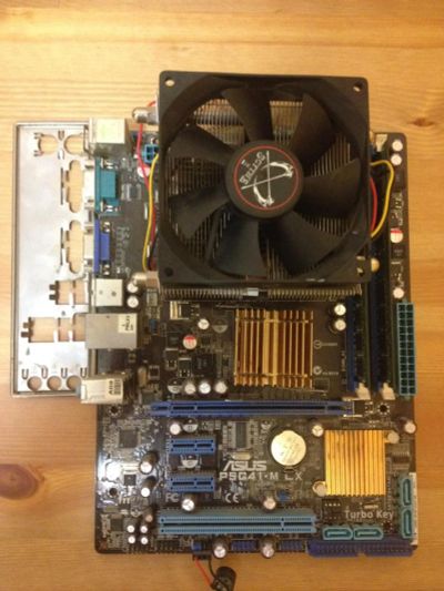 Лот: 8896602. Фото: 1. Asus p5g41m-lx. Материнские платы