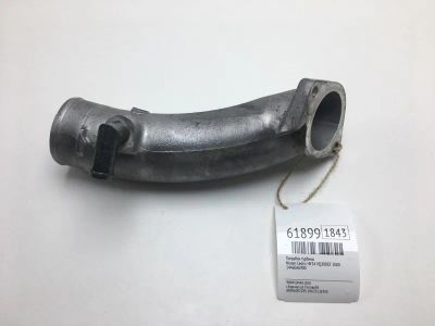 Лот: 20401560. Фото: 1. Патрубок турбины Nissan Cedric... Двигатель и элементы двигателя