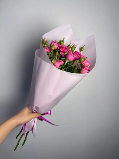Лот: 25787900. Фото: 1. 1. Букет-комплимент из кустовых... Свежие цветы