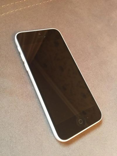 Лот: 7930280. Фото: 1. iPhone 5c 16 gb. Смартфоны