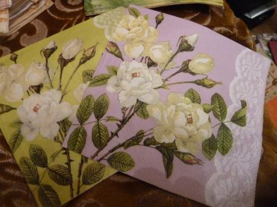 Лот: 10012925. Фото: 1. 2 Салфетки с розами. Декупаж