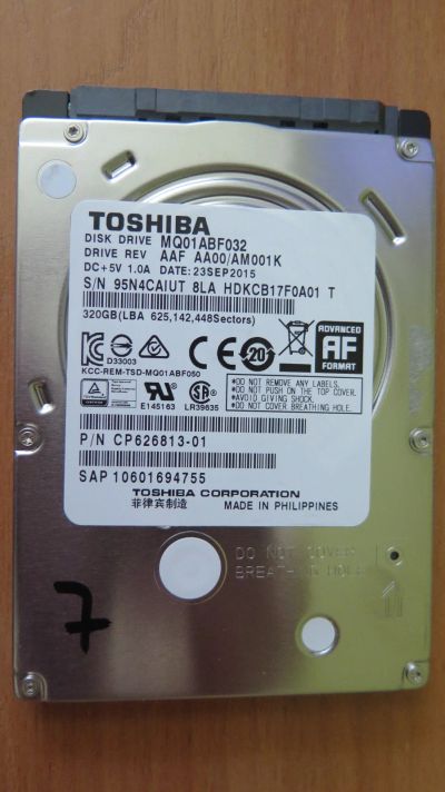 Лот: 17842093. Фото: 1. Жесткий диск Toshiba MQ01ABF032... Жёсткие диски