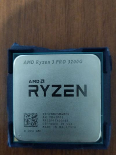 Лот: 18444373. Фото: 1. Процессор amd ryzen 3 pro 3200g... Процессоры