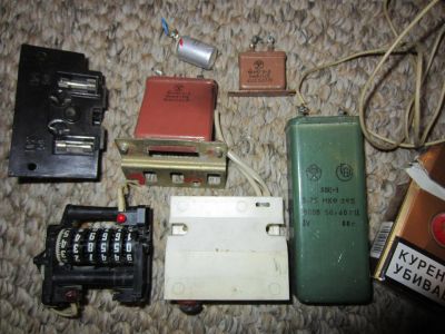 Лот: 3446350. Фото: 1. Разное.Конденсаторы ЛОЕ-1,МБГО-2... Конденсаторы