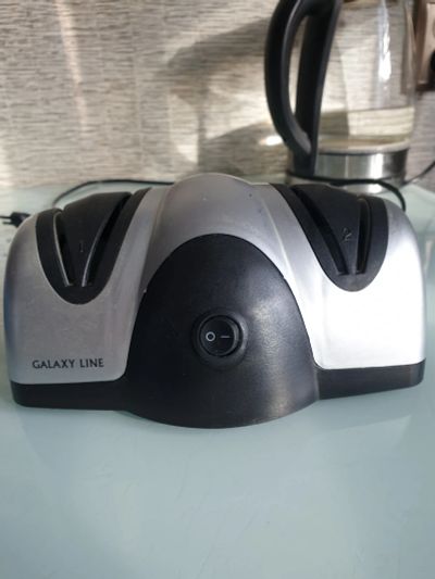 Лот: 25355918. Фото: 1. Galaxy line Электрическая точилка... Электрические зубные щетки и ирригаторы