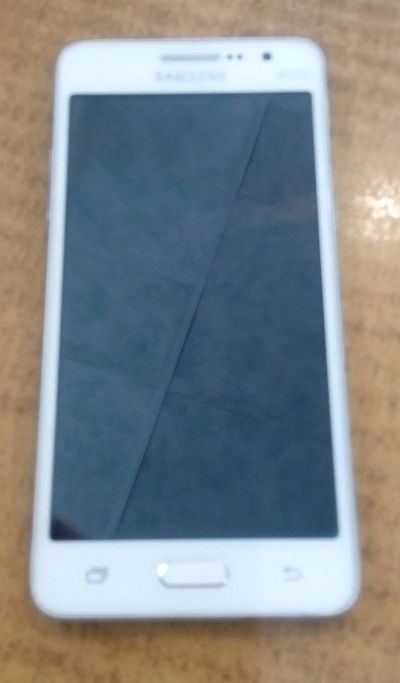 Лот: 14626411. Фото: 1. Смартфон Samsung SM-G531 Galaxy... Смартфоны
