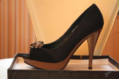 Лот: 1454264. Фото: 1. туфли Golden Party. Туфли