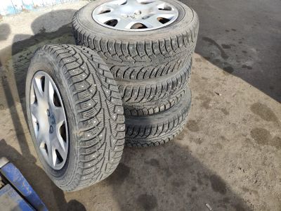 Лот: 16454358. Фото: 1. Шины зимние + диски + колпаки... Шины на дисках