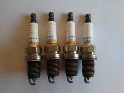 Лот: 15509119. Фото: 1. 4 свечи Denso Extended Platinum... Двигатель и элементы двигателя