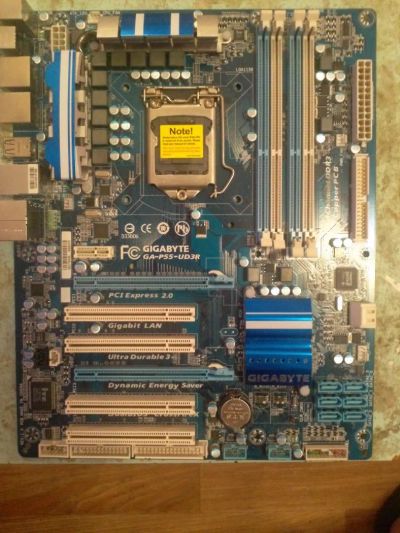 Лот: 4335200. Фото: 1. Материнская плата Gigabyte GA-P55-UD3R... Материнские платы