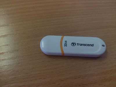 Лот: 8221149. Фото: 1. Флэш карта Transcend 32 gb. USB-флеш карты