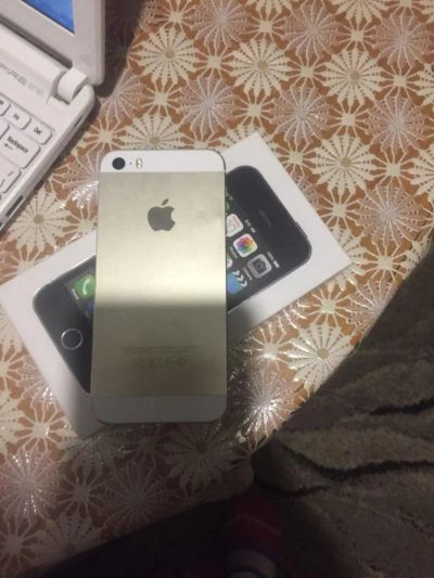 Лот: 10893847. Фото: 1. iphone 5s. Смартфоны