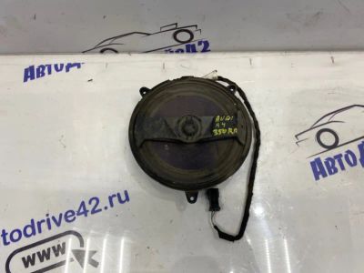 Лот: 21714341. Фото: 1. динамик Audi A4 8D5. Кузов