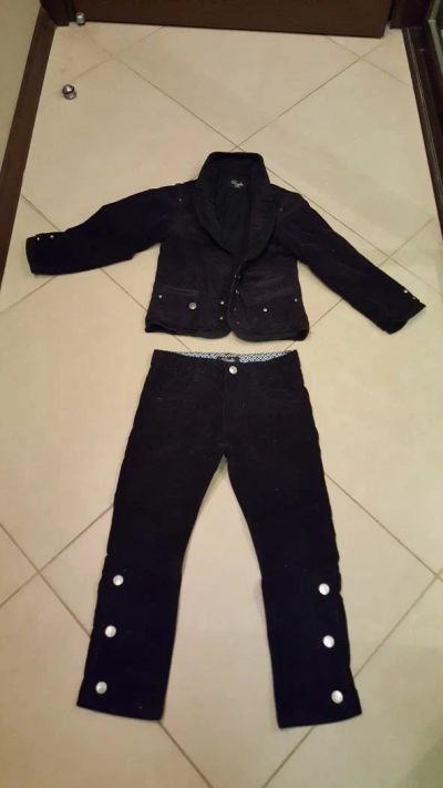 Лот: 11247610. Фото: 1. Продам детский брючный костюм... Костюмы, пиджаки, комбинезоны