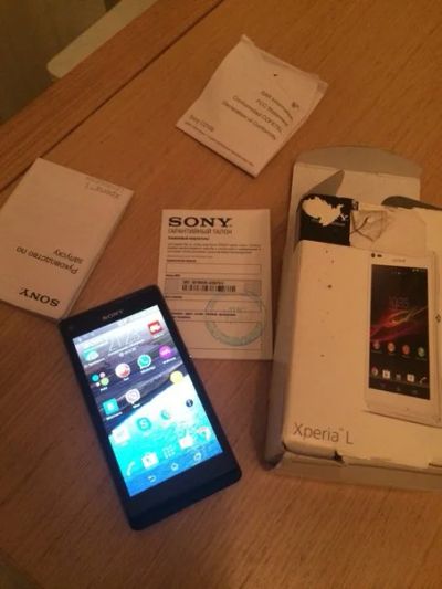 Лот: 5422475. Фото: 1. sony xperia l полный комплект. Смартфоны