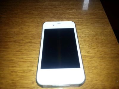 Лот: 4014752. Фото: 1. iphone 4 новый!!. Смартфоны