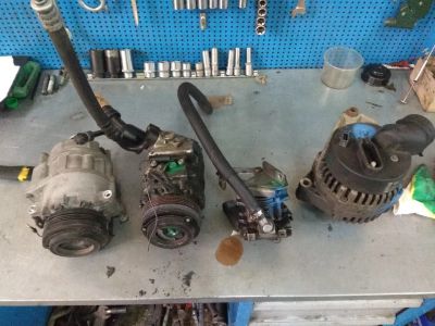 Лот: 11273816. Фото: 1. Генератор Bmw m52-m54. Двигатель и элементы двигателя