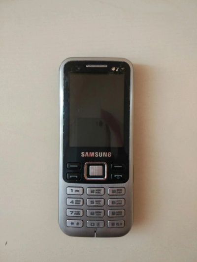 Лот: 8834298. Фото: 1. Samsung C3322 Duos. Кнопочные мобильные телефоны