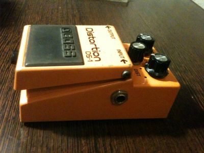 Лот: 4998445. Фото: 1. BOSS DS-1. Гитарные эффекты и комбоусилители