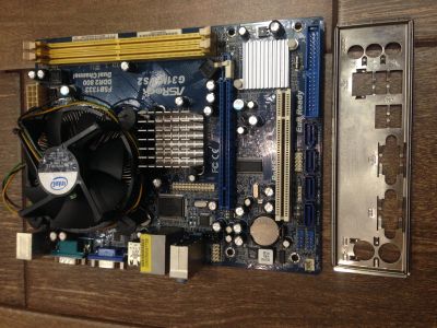 Лот: 14770770. Фото: 1. Комплект мат.плата S775 ASRock... Материнские платы