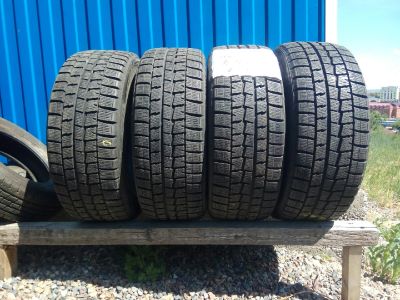 Лот: 13944182. Фото: 1. #1636 215/45 R17 Dunlop Winter... Шины