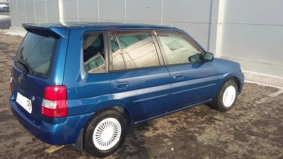 Лот: 8492887. Фото: 1. Продам Мазда Демио DW3W 1,3AT. Автомобили