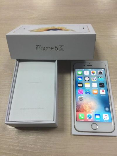 Лот: 8476316. Фото: 1. Б/у iPhone 6S, Gold, 16GB. Смартфоны