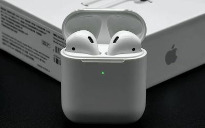 Лот: 19820762. Фото: 1. Наушники Apple AirPods. Наушники, гарнитуры