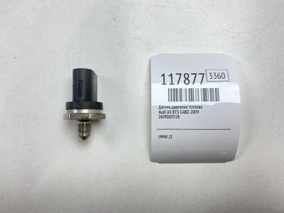 Лот: 25628311. Фото: 1. Датчик давления топлива Audi A5... Электрооборудование