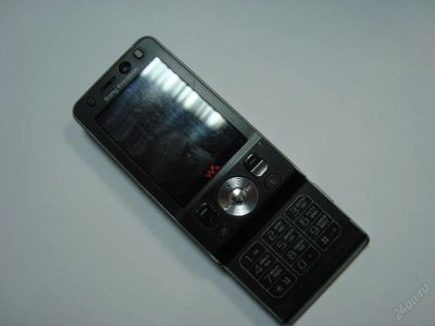 Лот: 128395. Фото: 1. Sony Ericsson W910i. Кнопочные мобильные телефоны