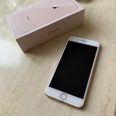 Лот: 15239752. Фото: 1. iPhone 8 Plus. Смартфоны
