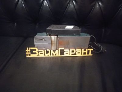 Лот: 15225243. Фото: 1. Рубанок BORT BFB82. Электроинструмент