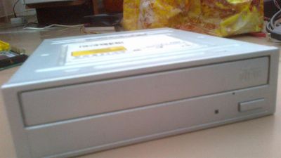 Лот: 3811378. Фото: 1. дисковод. Приводы CD, DVD, BR, FDD