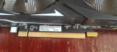 Лот: 13905543. Фото: 1. видеокарта Sapphire RX 560 4GB. Видеокарты