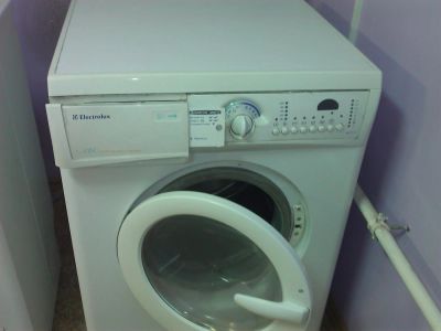 Лот: 3006822. Фото: 1. Стиральная машина Electrolux EW... Стиральные машины