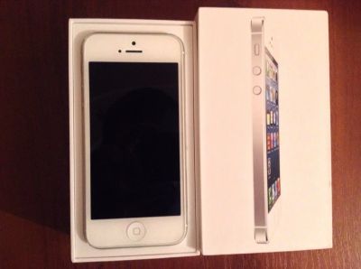 Лот: 7448682. Фото: 1. Iphone 5 16. Смартфоны