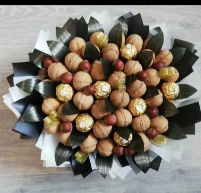 Лот: 20181123. Фото: 1. Букет из орехов. Искусственные и сувенирные цветы