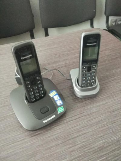 Лот: 10595050. Фото: 1. Беспроводной телефон Panasonic... DECT и радиотелефоны