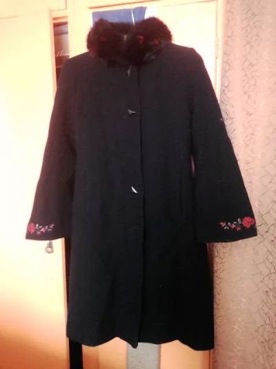 Лот: 7996094. Фото: 1. Пальто женское зимнее б/у. Верхняя одежда
