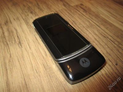 Лот: 2413042. Фото: 1. motorola razr. Кнопочные мобильные телефоны