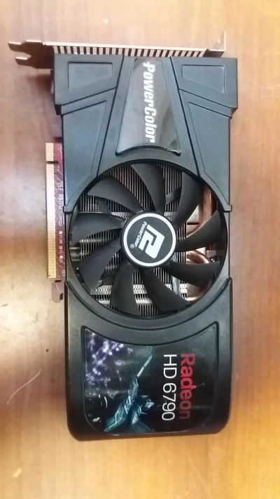 Лот: 9465038. Фото: 1. Radeon HD 6790 1Gb (не исправна... Видеокарты