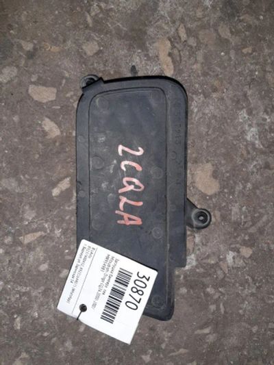 Лот: 21411503. Фото: 1. заглушка бампера Mitsubishi Dingo... Двигатель и элементы двигателя