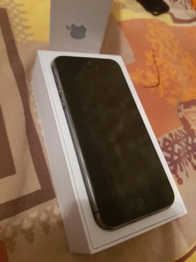 Лот: 10426773. Фото: 1. IPhone 5 black утопленник. Смартфоны