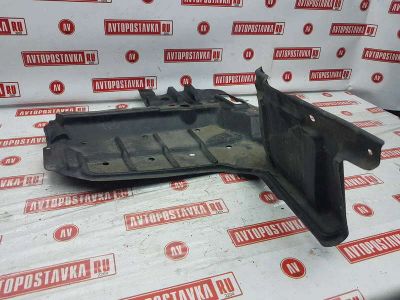 Лот: 20901546. Фото: 1. Защита двигателя Toyota Noah ZRR70W... Двигатель и элементы двигателя