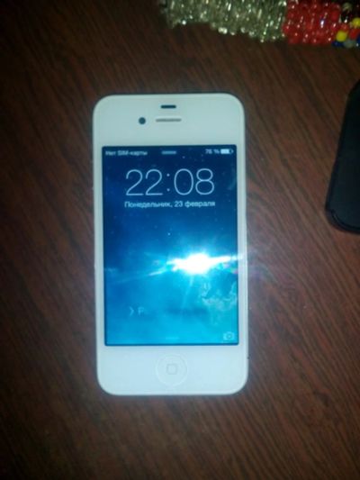 Лот: 5137894. Фото: 1. iphone 4 ! 1 день!!! с 1 рубля... Смартфоны