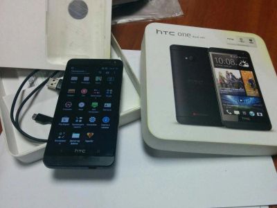 Лот: 13994335. Фото: 1. Продам HTC ONE M7. 32гб. 2 сим... Смартфоны