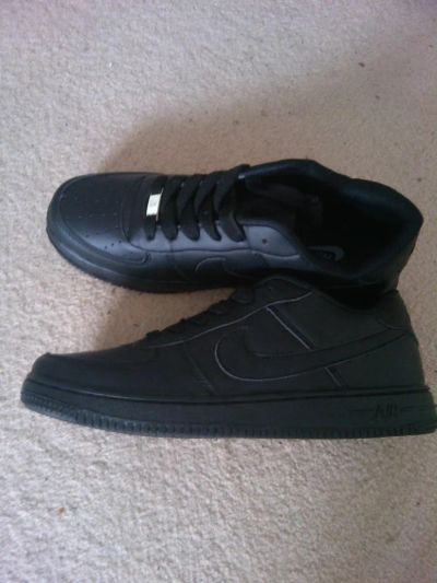 Лот: 6145663. Фото: 1. кроссовки Nike 42 размер новые. Кеды, кроссовки, слипоны
